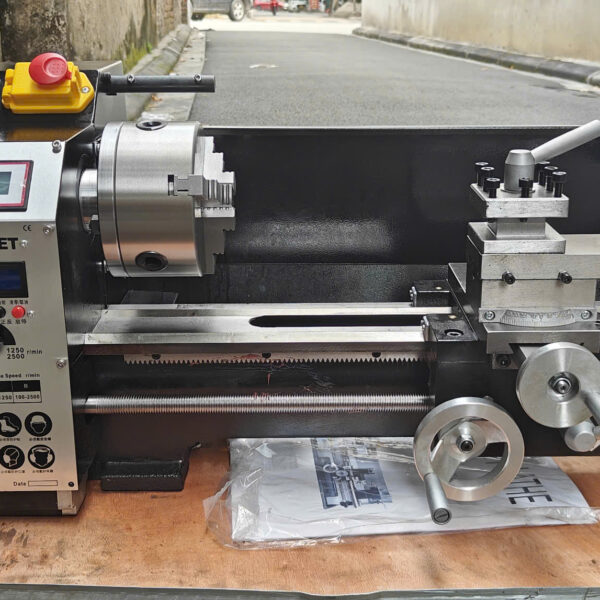 MÁY TIỆN JH210ET 400MM – ĐÃ NHIỆT BĂNG, KHUNG THÂN DÀY