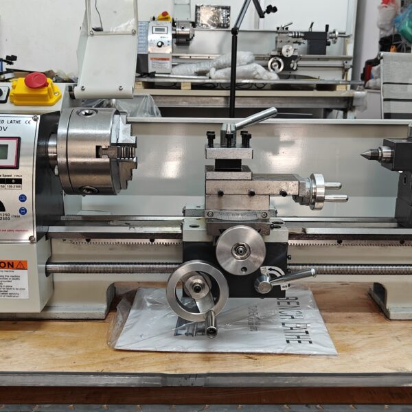 Máy Tiện WM210V – 400mm