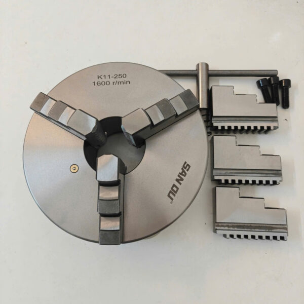 Mâm Cặp 3 Chấu Tự Định Tâm K11-250 SANOU