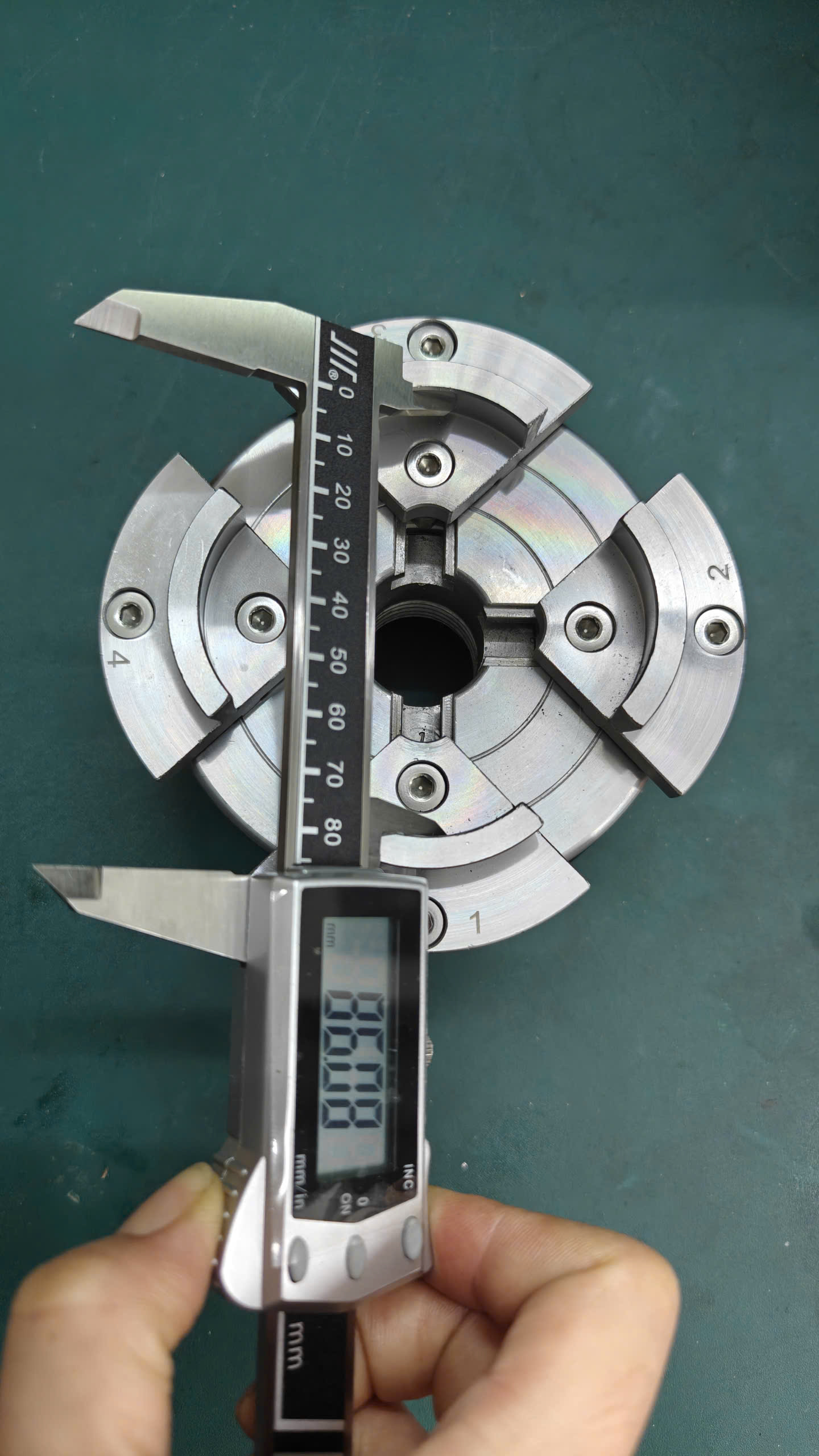 z7156221855465_827b7c87a9184126ab4ceed8ee1cbed0