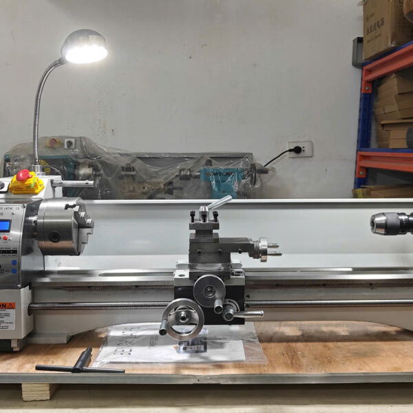 Máy Tiện RC210E – 2 Đầu Mâm Cặp